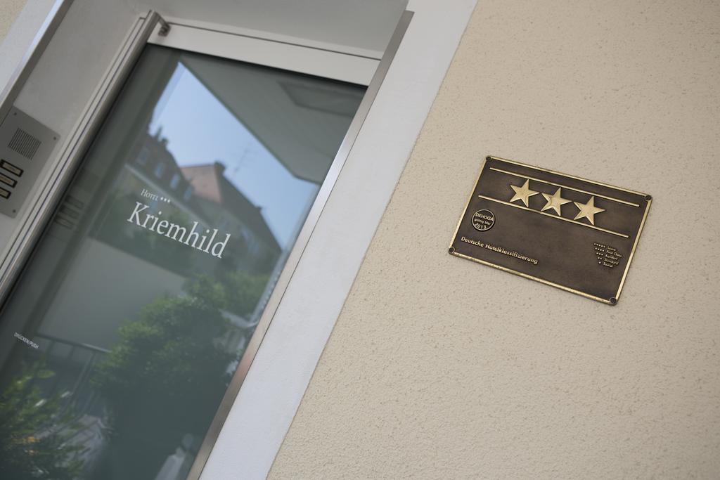 Hotel Kriemhild Am Hirschgarten München Buitenkant foto